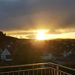 Schwalbenflug * Naumburg (Hessen)